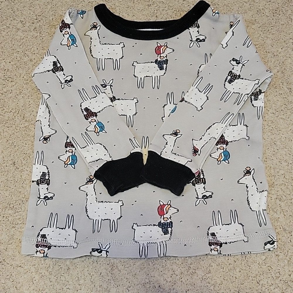 OshKosh B'gosh Pajama 2 Pc Set Gray With Llamas Size 12 Months - Picture 3 of 9